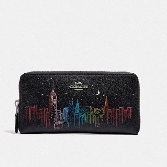 SOLD Coach Accordion Zip Wallet With Skyline Print - Picture 2 of 8